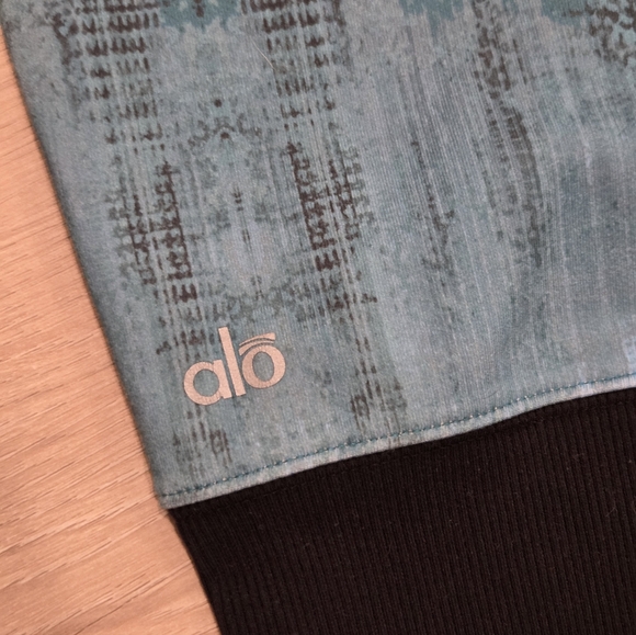 Alo Goddess Ribbed 💙🖤 - Picture 5 of 9